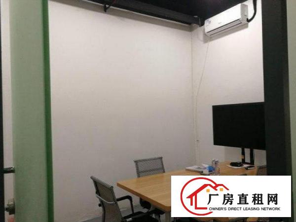 
		出租龙岗区龙岗大道标准一楼600方带装修进车方便近地铁站
	