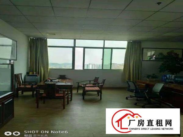 
		无公摊，龙岗区横岗2楼400精装厂房出租
	