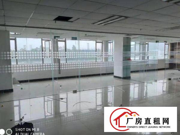 
		出租龙岗区横岗3楼精装厂房500平
	