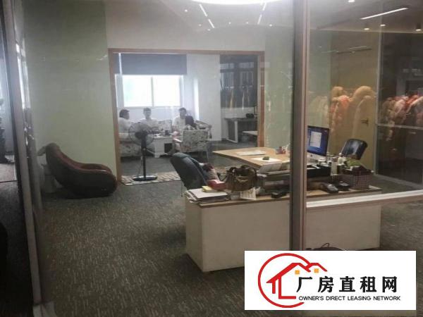 
		横岗新出地铁站旁精装修厂房2000平适合展厅办公贸
	