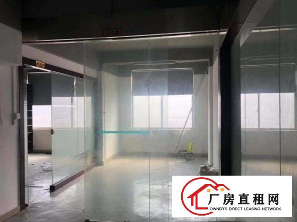 
		横岗188工业园新出楼上300平精装修厂房出租
	