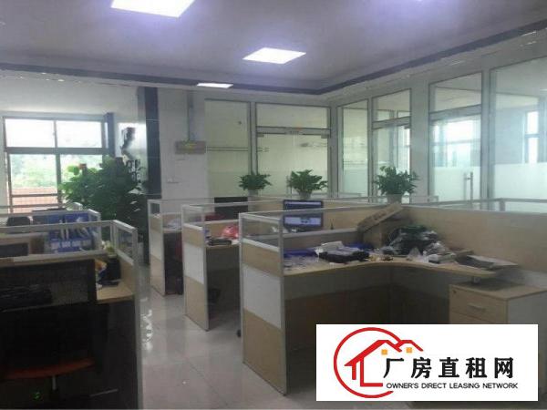 
		出租龙岗区横岗标准一楼厂房800平方
	