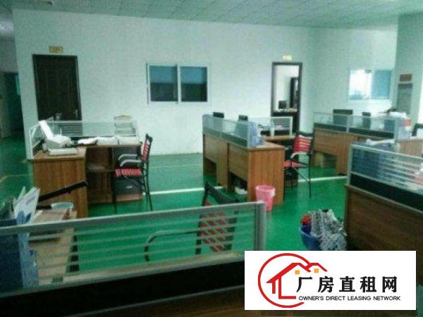
		龙岗区茂兴路出租楼上1200平方有地坪漆现成装修办公室
	