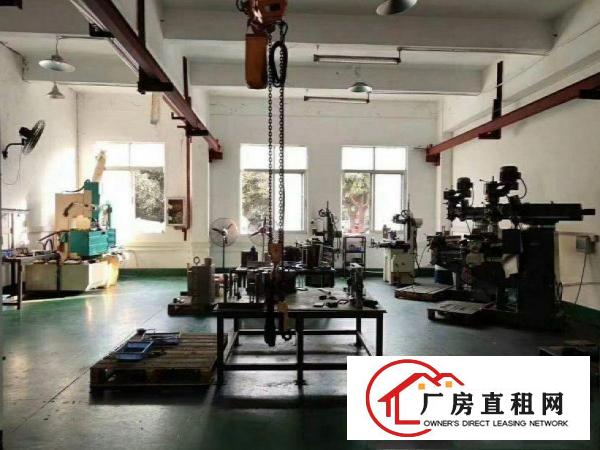
		原房东龙岗区横岗楼上500平带精装修厂房出租
	