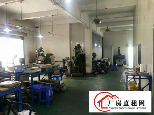 
		横岗富康路新出独院厂房500平起带2吨货梯招租
	