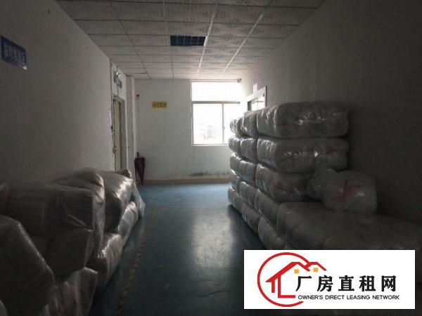 
		横岗沙河路新出原房东无公摊厂房，982平方送装修招商
	