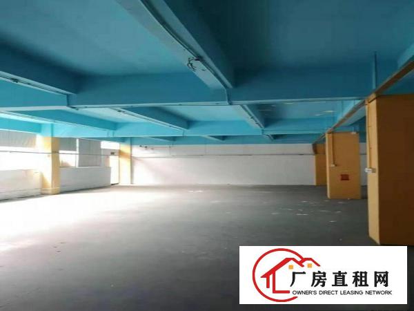 
		塘坑地铁站3楼850平米精装修出租，0转让费
	