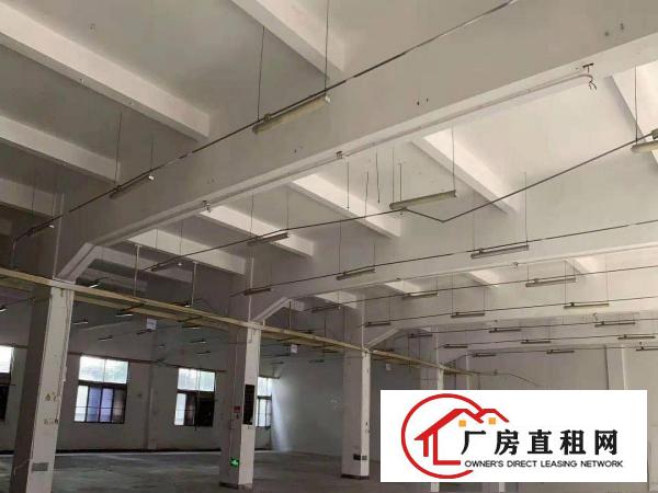 
		横岗荷坳工业区1楼1500，2楼4000，大小可分租
	