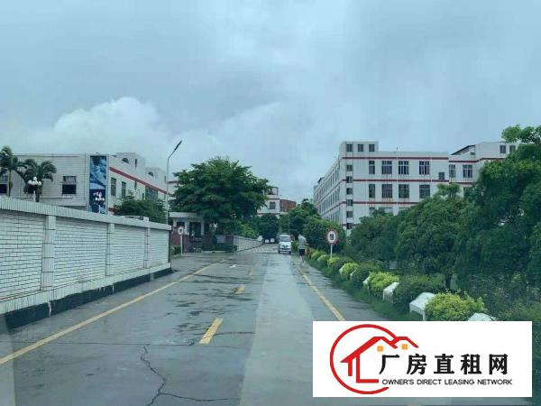 
		横岗荷坳工业区1楼1500，2楼4000，大小可分租
	