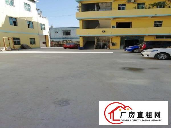 
		横岗荷坳地铁站附近标准二楼490平水电齐全带现成装修带办公室
	