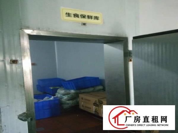 
		横岗现成装修中央厨房1200平转租带食品卫生许可证交通便利
	