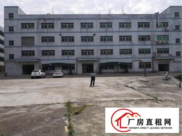 
		惠盐路边上独院超大空地2100一层22块
	