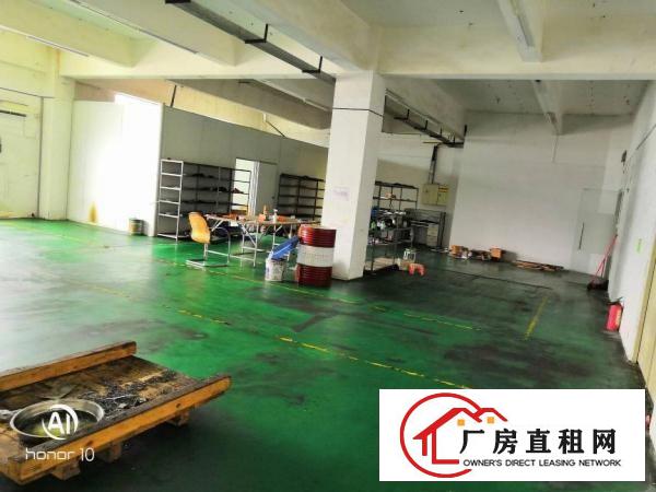 
		横岗永湖地铁站新出380平方带装修厂房，低价出租
	
