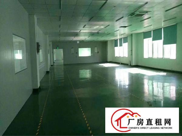 
		横岗塘坑地铁站旁新出电子厂2000平报价20块带装修
	
