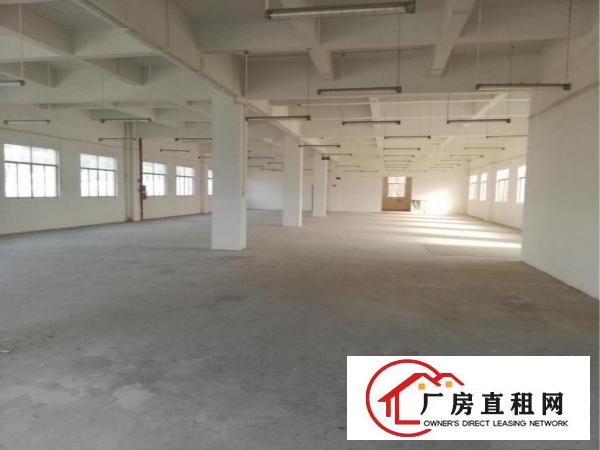 
		横岗地铁附近新出850平厂房可做仓库出租
	