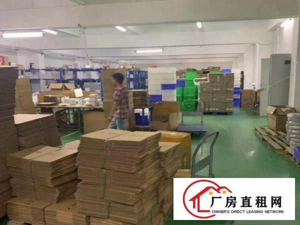 
		六约埔吓路一二楼厂房各1000平，大小分租有装修
	