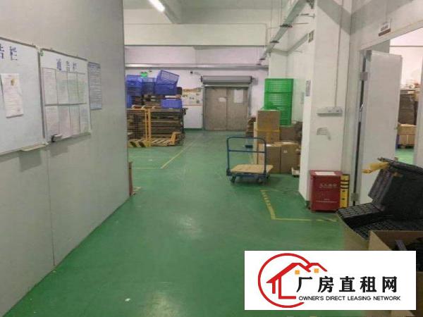 
		六约埔吓路一二楼厂房各1000平，大小分租有装修
	