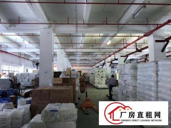 
		横岗189工业区新出一二楼七千平可分租厂房出租
	
