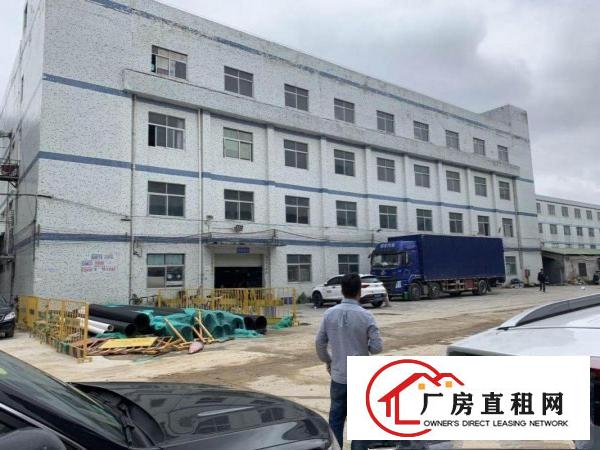 
		大康奔康工业区1200平方带装修，有货梯可分租
	
