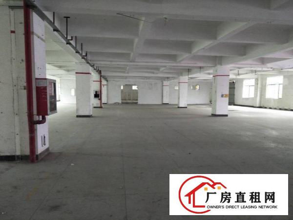 
		横岗六约新出楼上2000平厂房临近地铁站报价22块
	