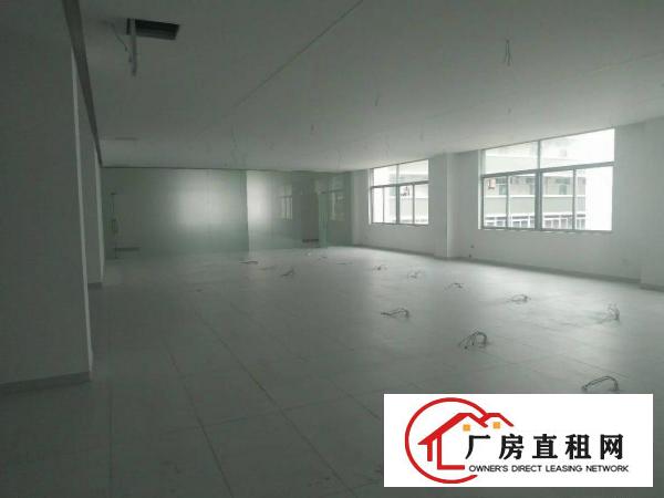 
		横岗厂房出租1450平2350平3450平空地大带装修可分租
	