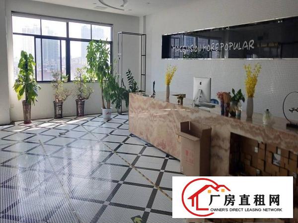 
		业主直租精装修厂房1500平可以分租价格19元可定
	