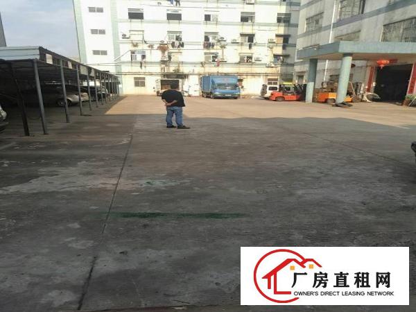 
		六约原房东一楼200平方起租
	