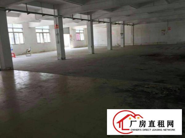 
		六约原房东一楼200平方起租
	