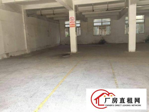 
		六约原房东一楼200平方起租
	