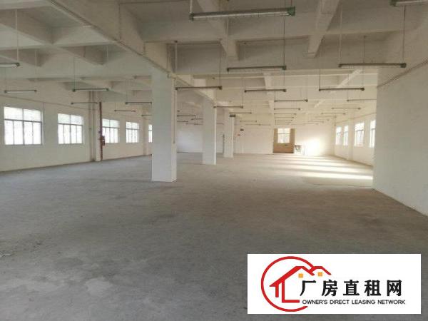 
		横岗地铁口一楼特价招租
	