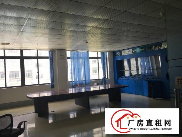 
		横岗六约新空出750平方厂房豪华办公仓库出租
	