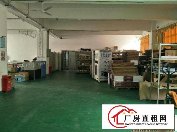 
		沙荷路边独院厂房分租楼上整层1260平方急租！
	