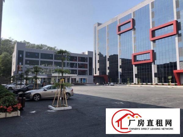 
		横岗安良独院一楼3670方出租，空地超大
	