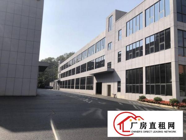 
		横岗安良独院一楼3670方出租，空地超大
	