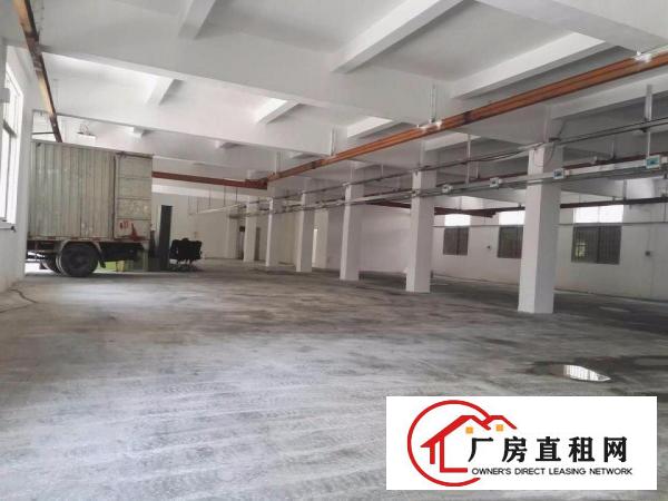 
		平湖罗山工业区新出经典小独院厂房2600平招租（可分租）
	