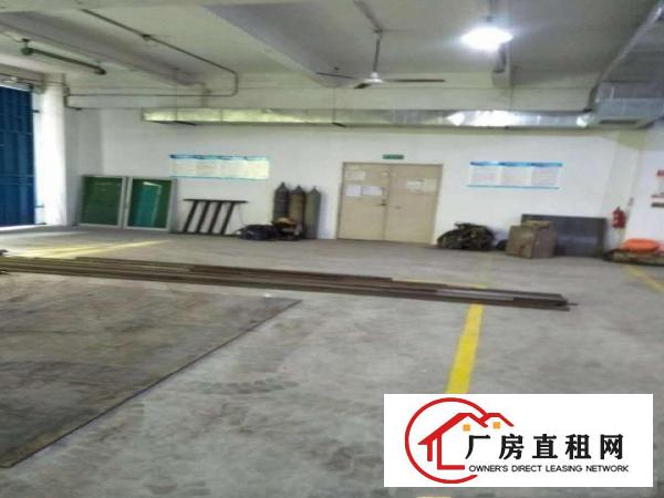 
		平湖鹅公岭单层550平方独门独院出租，要求工程，门窗等行业
	