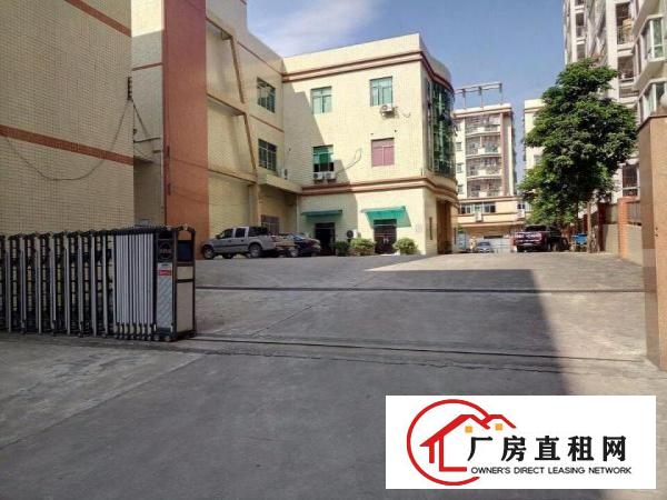 
		东莞凤岗雁田手袋皮具厂房出租1700平方好招工
	