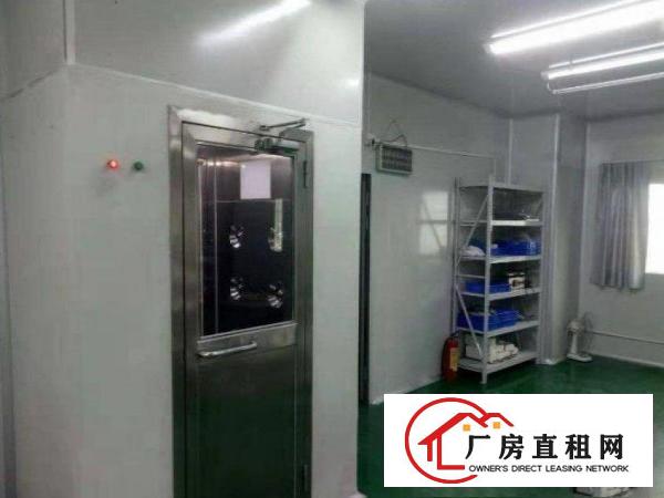 
		平湖华南城旁科技园带精装修2500平方
	