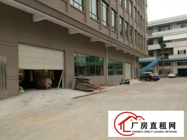 
		平湖靠高速独院厂房1100平米招租，可大小分租
	