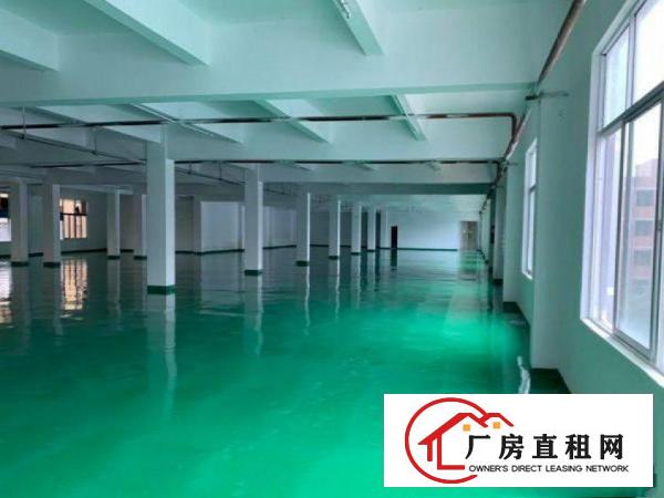 
		一楼二楼特价出租楼上680平
	