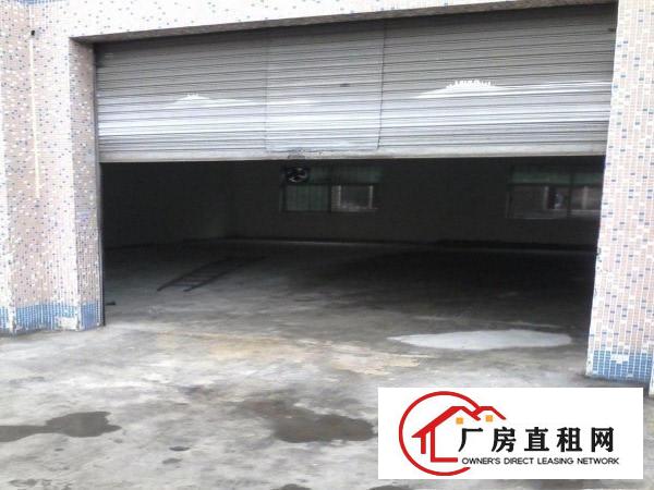 
		平湖富民工业区附近小面积一楼厂房汇，200平方起租
	