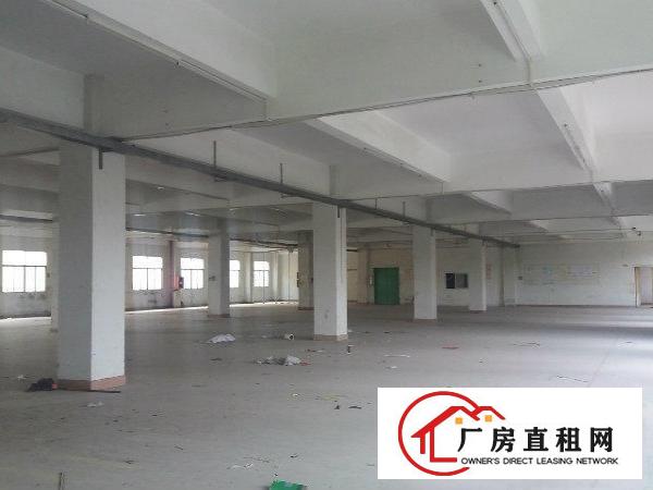 
		阳光工业区1楼750可分租仓库加工可进大车
	