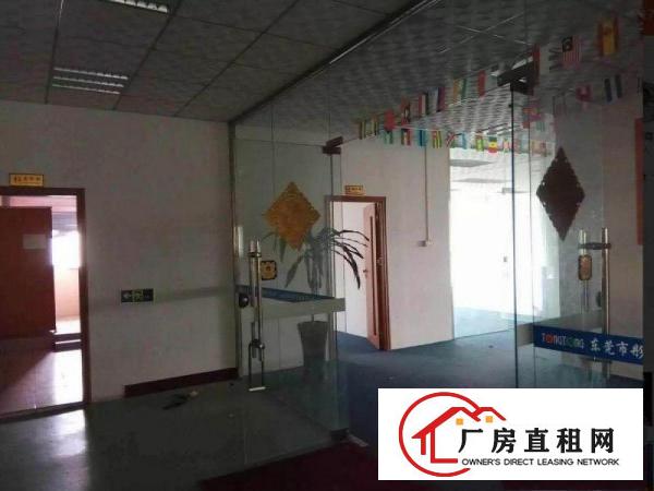 
		出租龙岗区平湖标准厂房二楼900平带办公室装修
	