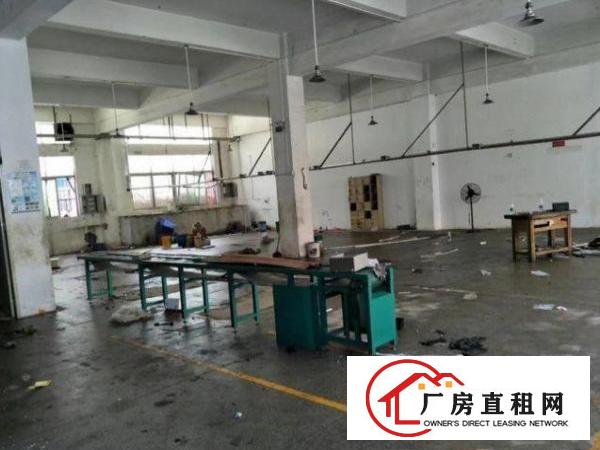 
		出租龙岗区平湖带阁楼一楼厂房600平米
	