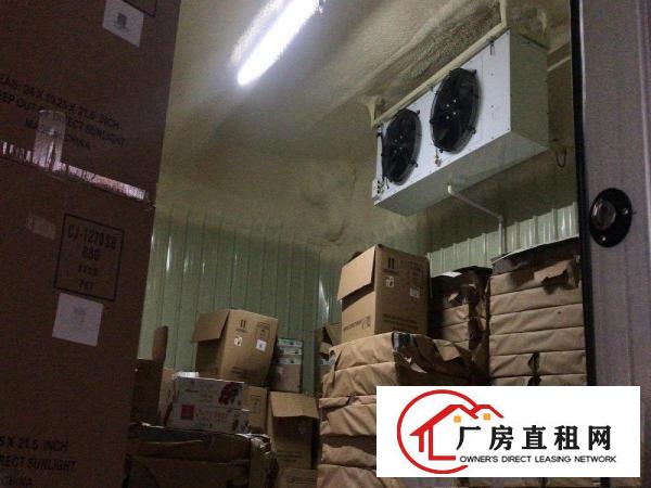 
		出租750平龙岗区平湖白泥坑农产品加工厂房（含办公室、冻库）
	