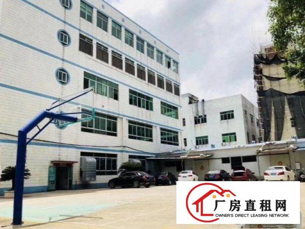 
		平湖原房东一楼850平厂房急租整租
	