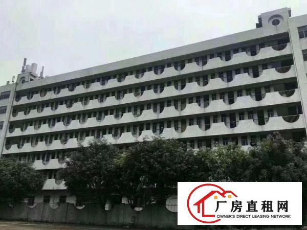 
		平湖辅城坳顺平附近32800平方花园厂房出租，500平方起租
	