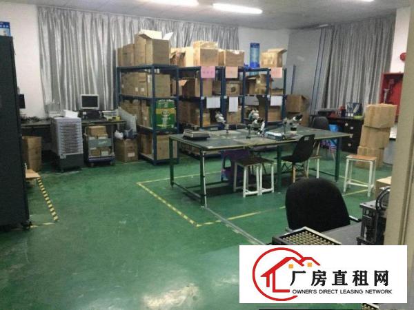 
		沙井地铁口新出楼上300平精装修厂房
	