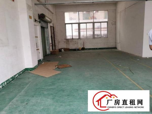 
		新出！辅城坳工业区新出楼上750平方厂房，招工零压
	