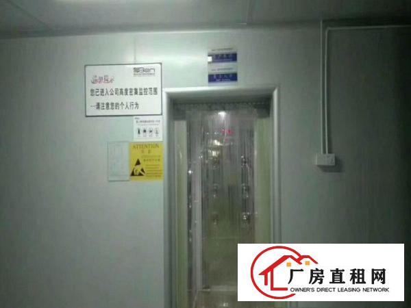 
		东莞凤岗雁田独门独院厂房出租15000平近龙平路
	